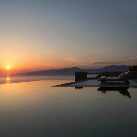 Nagame - Infinity Pool & Sunset Views By One-villas Mykonos Town
